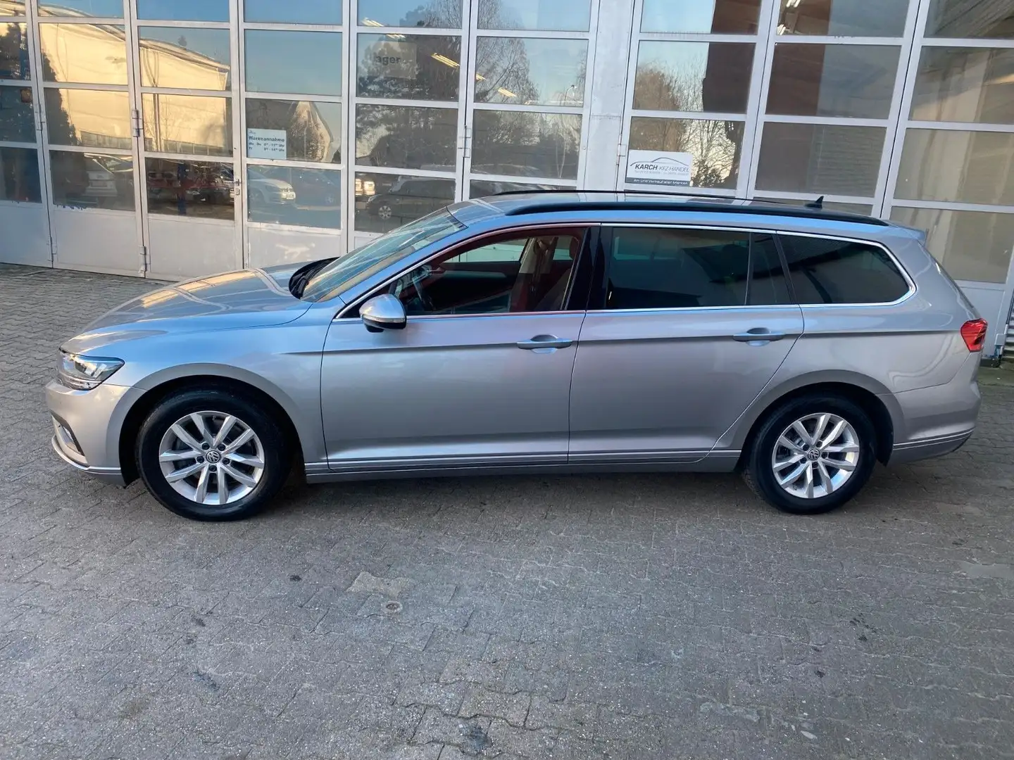 Volkswagen Passat Variant Business/AHK/Navi/ACC/Automatik Grigio - 2