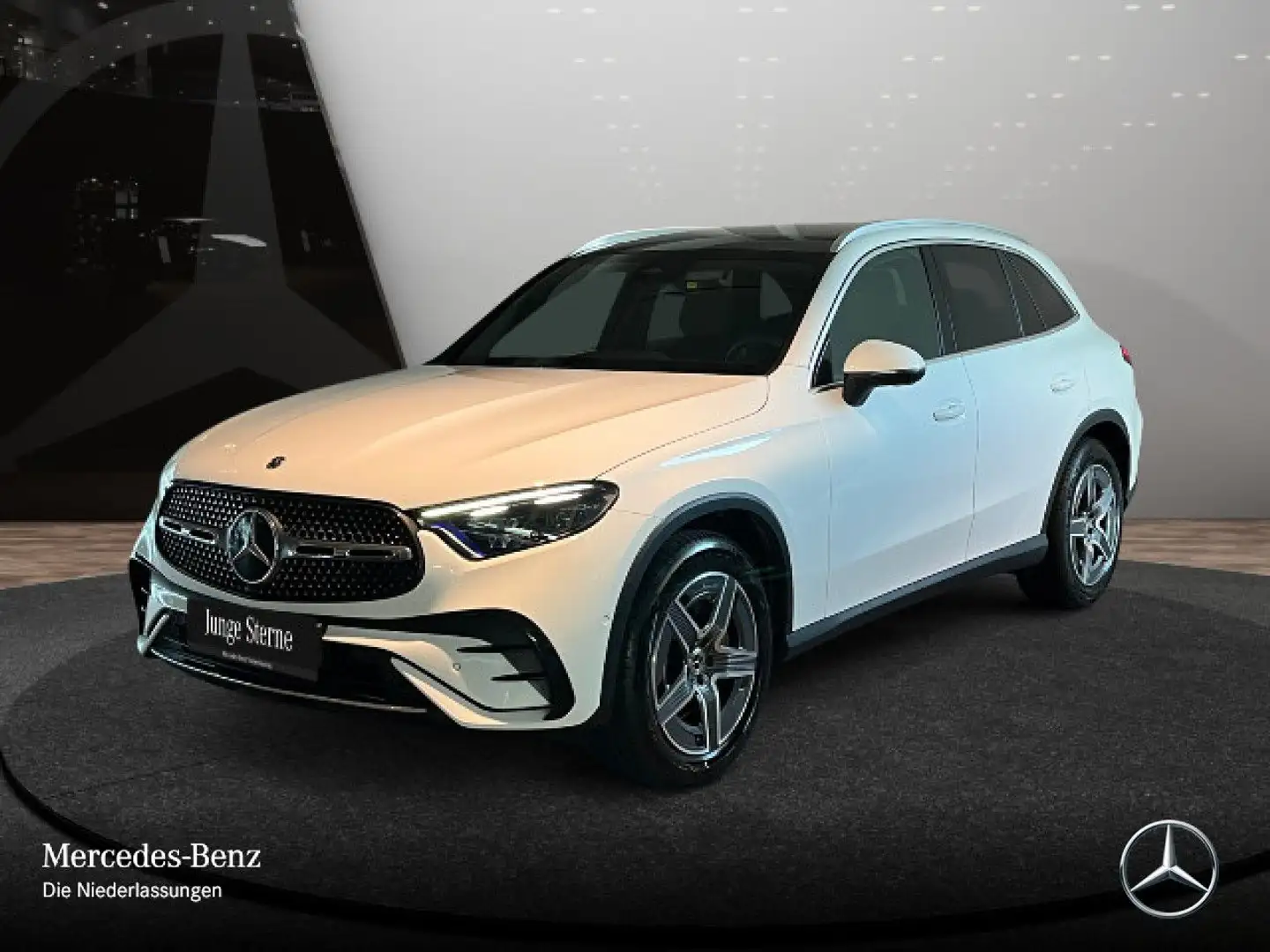Mercedes-Benz GLC 220 d 4M AMG+PANO+AHK+KAMERA+KEYLESS+9G Weiß - 2