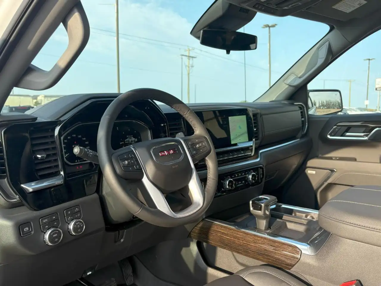 GMC Sierra 1500 снимка GMC Sierra 1500