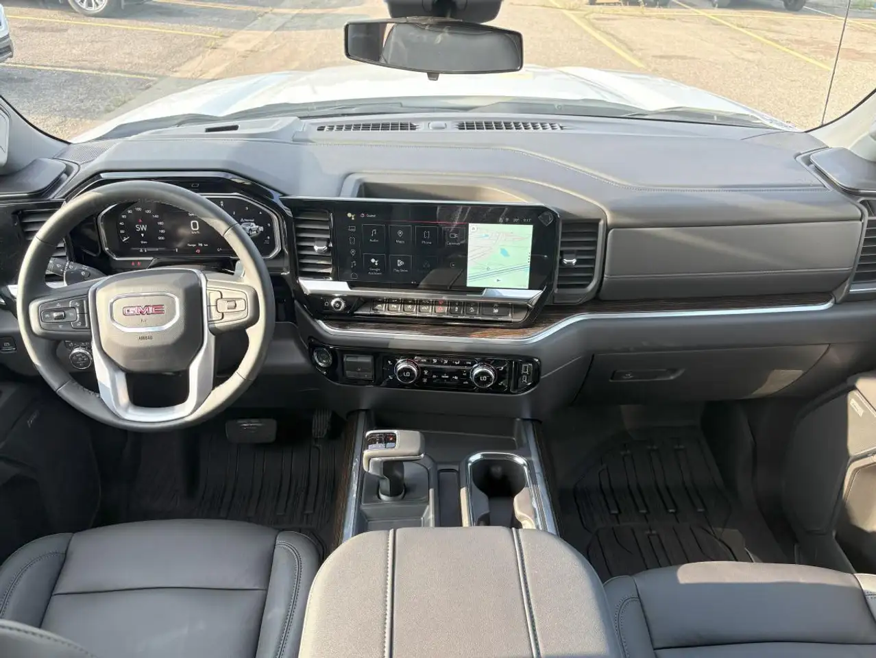 GMC Sierra 1500 снимка GMC Sierra 1500