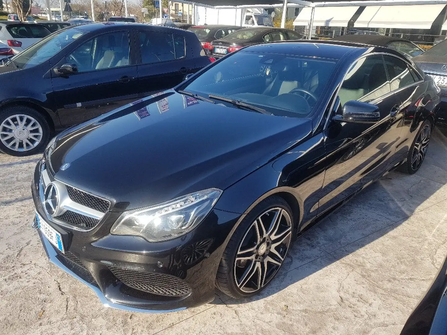 Mercedes-Benz E 350 Coupé BlueTEC Automatic Premium Zwart - 2