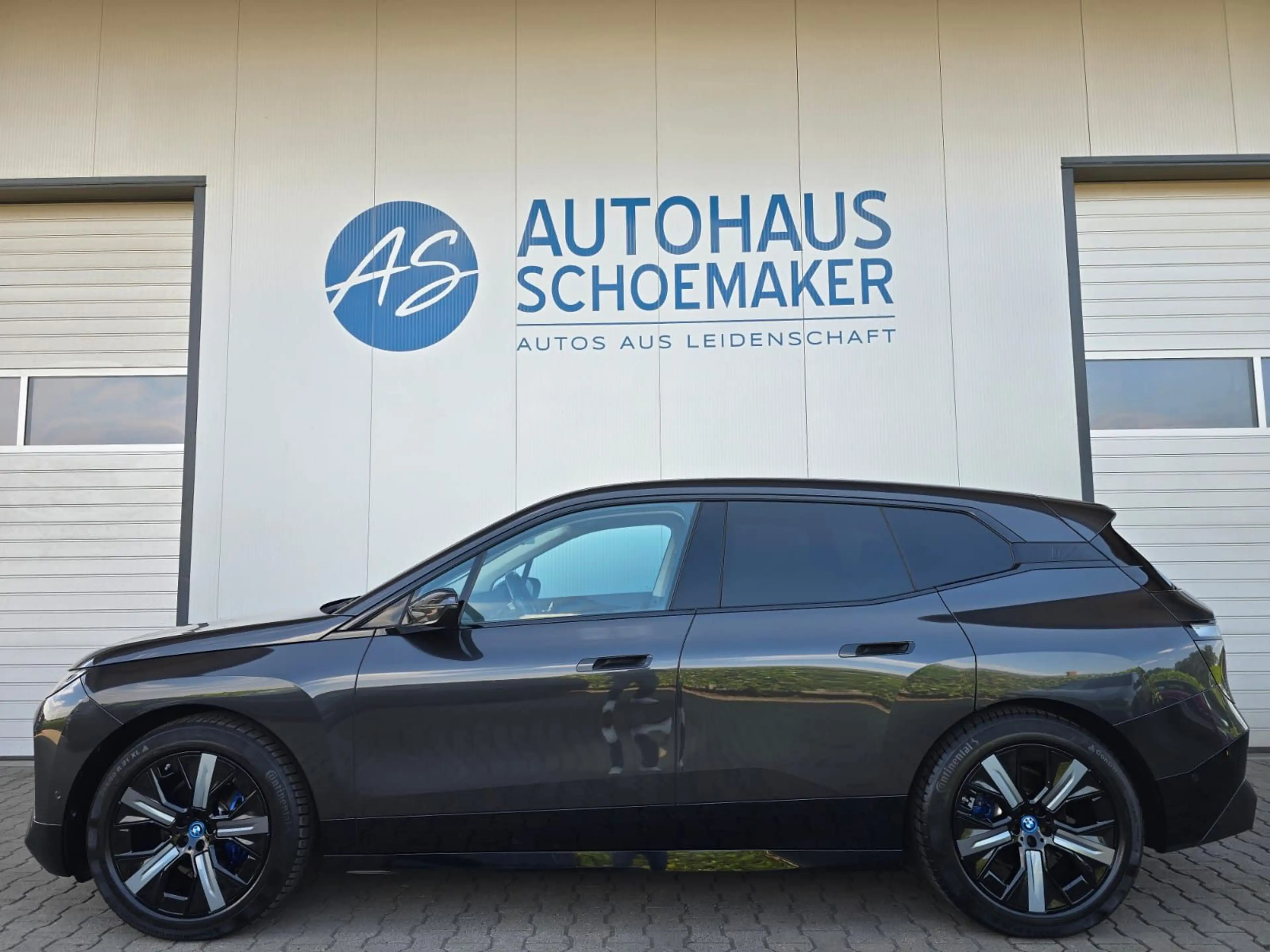 BMW iX xDrive40 Sport*21 Zoll,Dr.Ass.Pro,RFK,SOH:98% — photo 3