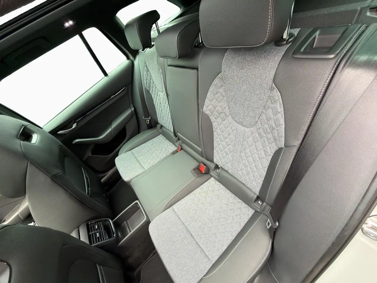 Skoda Octavia 2026 — фото 15