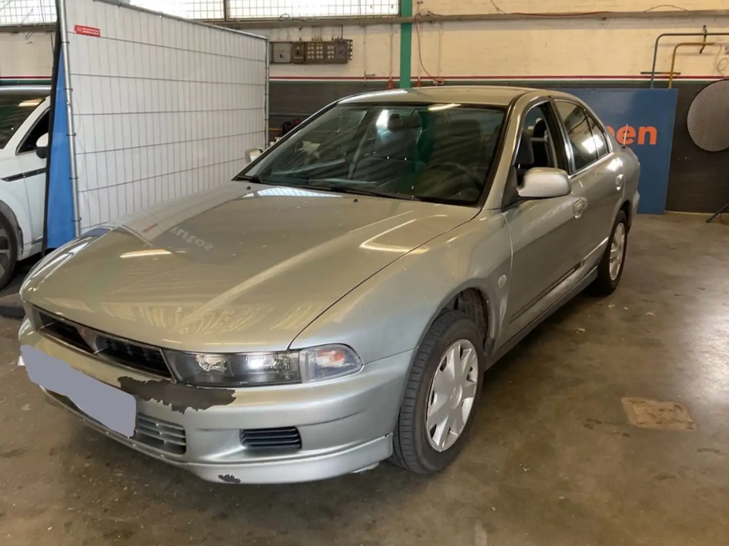 Mitsubishi Galant 2000 V6-24 Automatik - 1