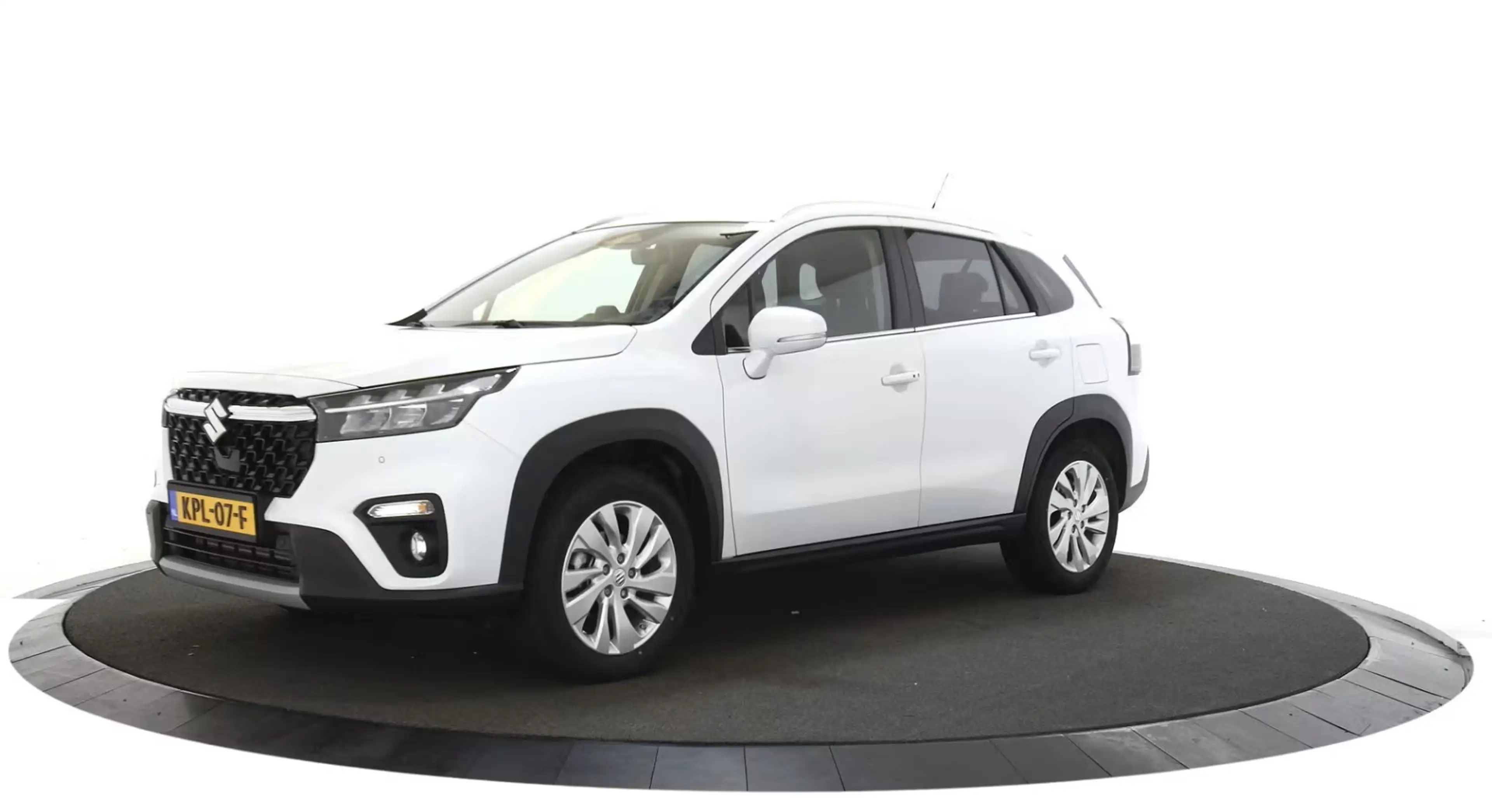 Suzuki S-Cross 1.4 Boosterjet Select Hybrid Camera / Navigatie / — photo 9
