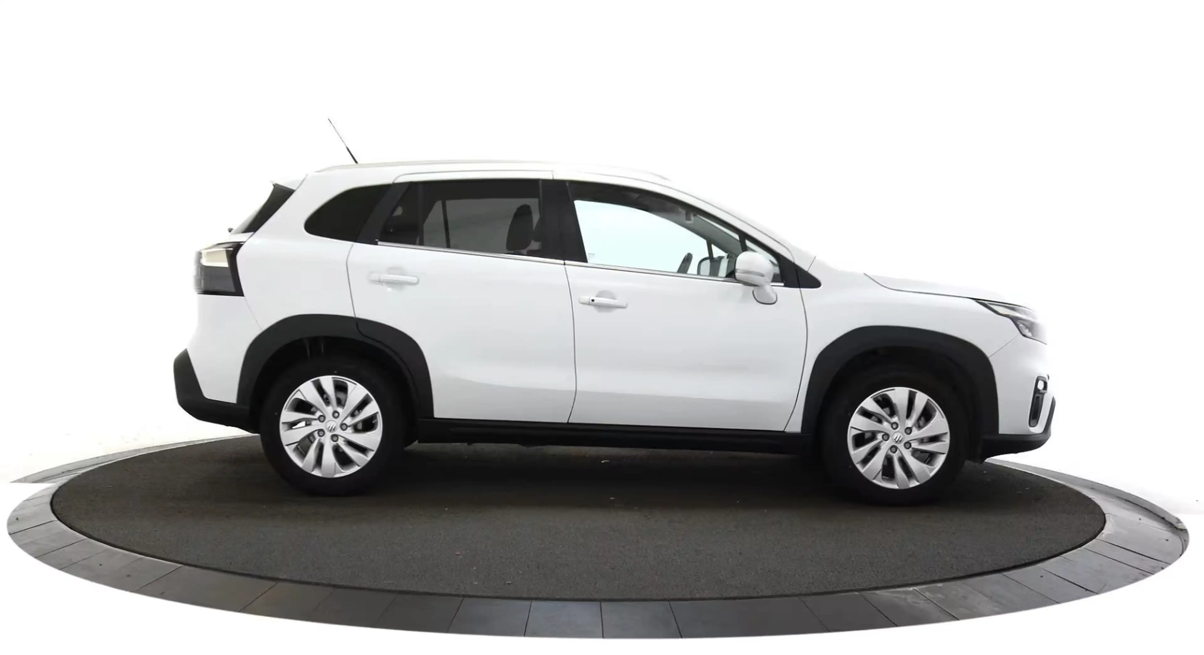 Suzuki S-Cross 1.4 Boosterjet Select Hybrid Camera / Navigatie / — photo 6