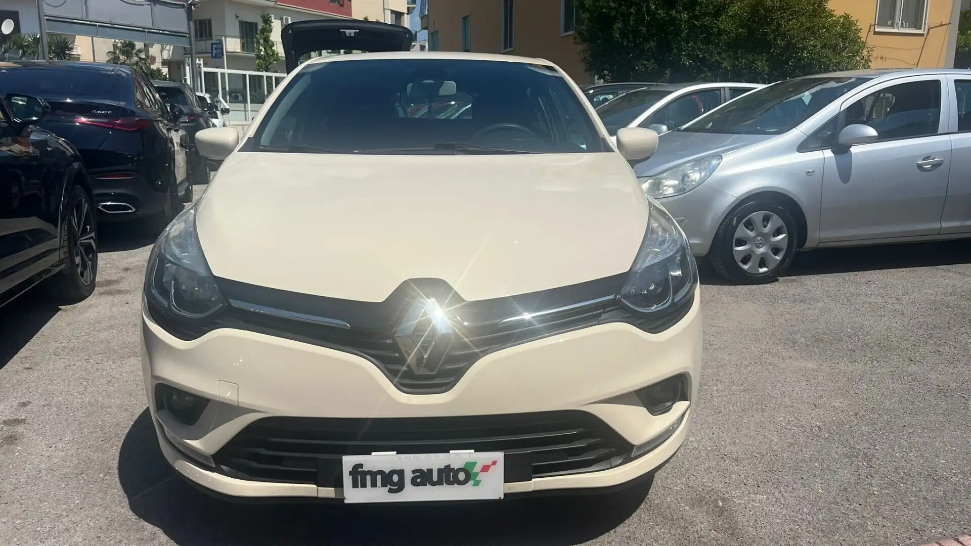 Renault Clio TCe 12V 90 CV GPL Start&Stop 5 porte Energy Life Beige - 2