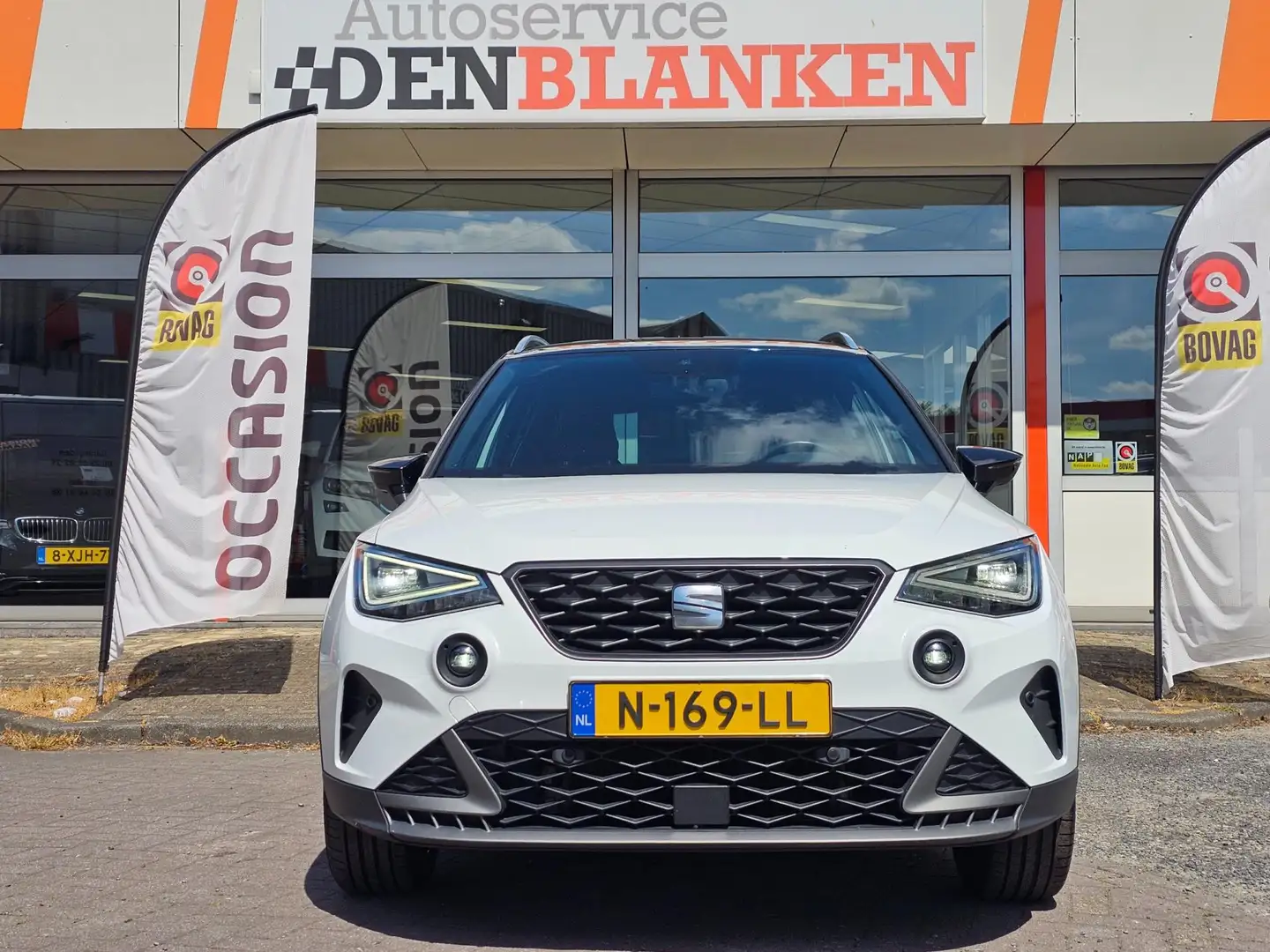SEAT Arona 1.0 TSI FR Business Intense Automaat BJ.2021 / Nav Weiß - 2