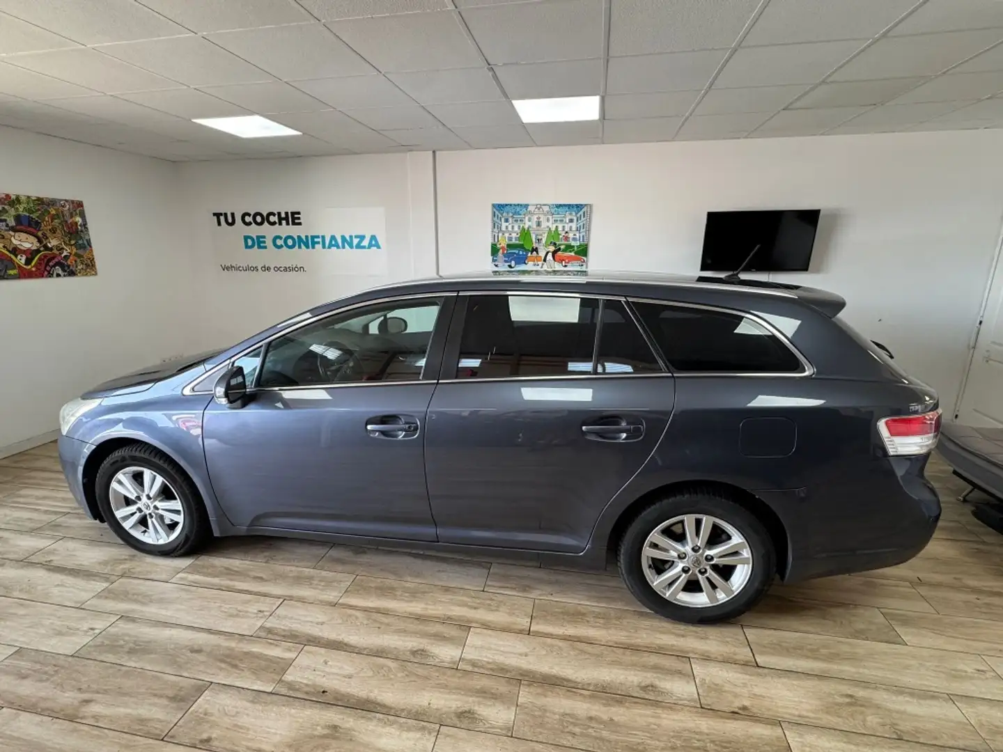 Toyota Avensis CS 1.8 Executive Bleu - 2