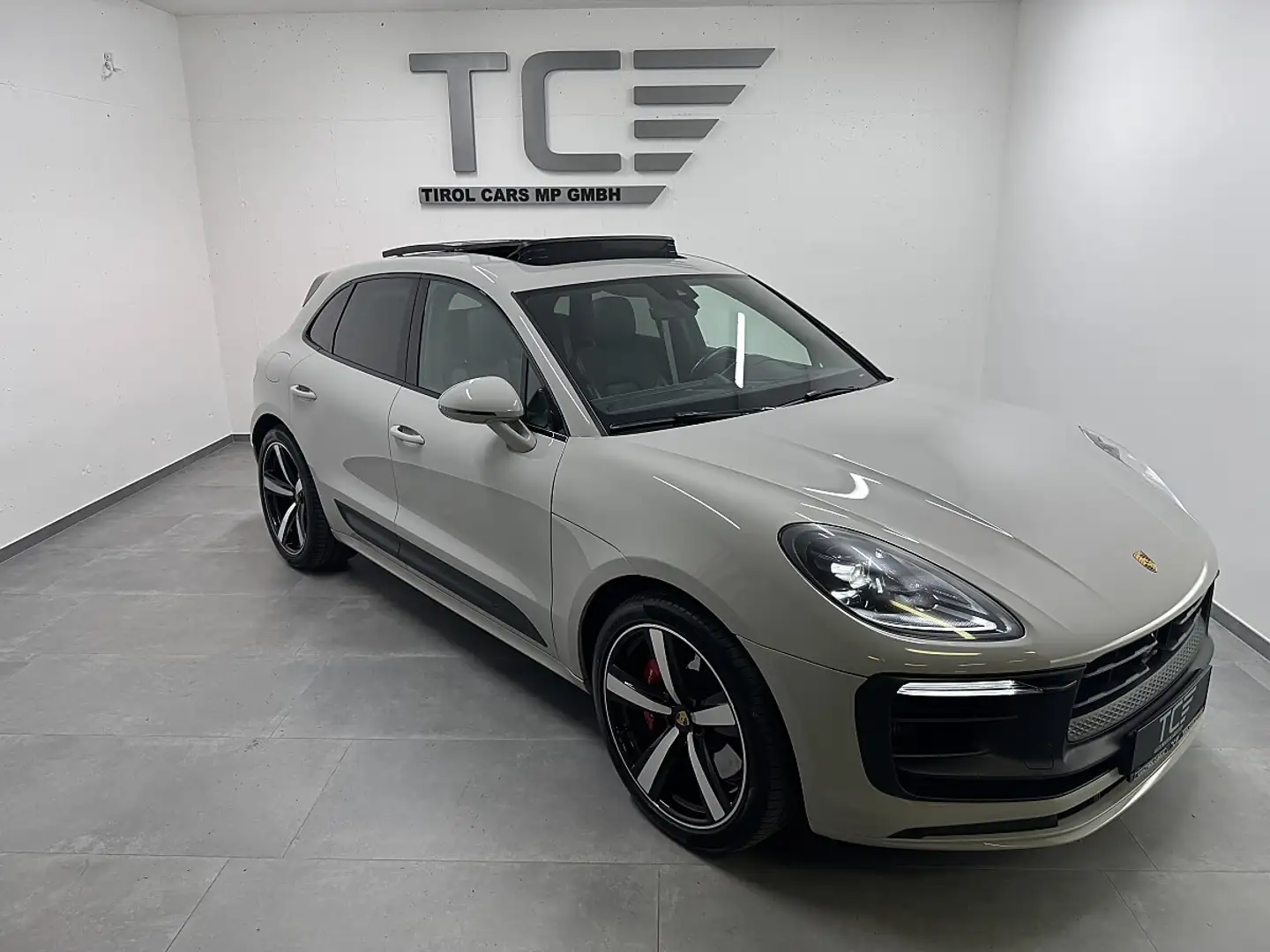 Porsche Macan GTS, Pano, ACC, Luft, 21", Approved,.. Grau - 1