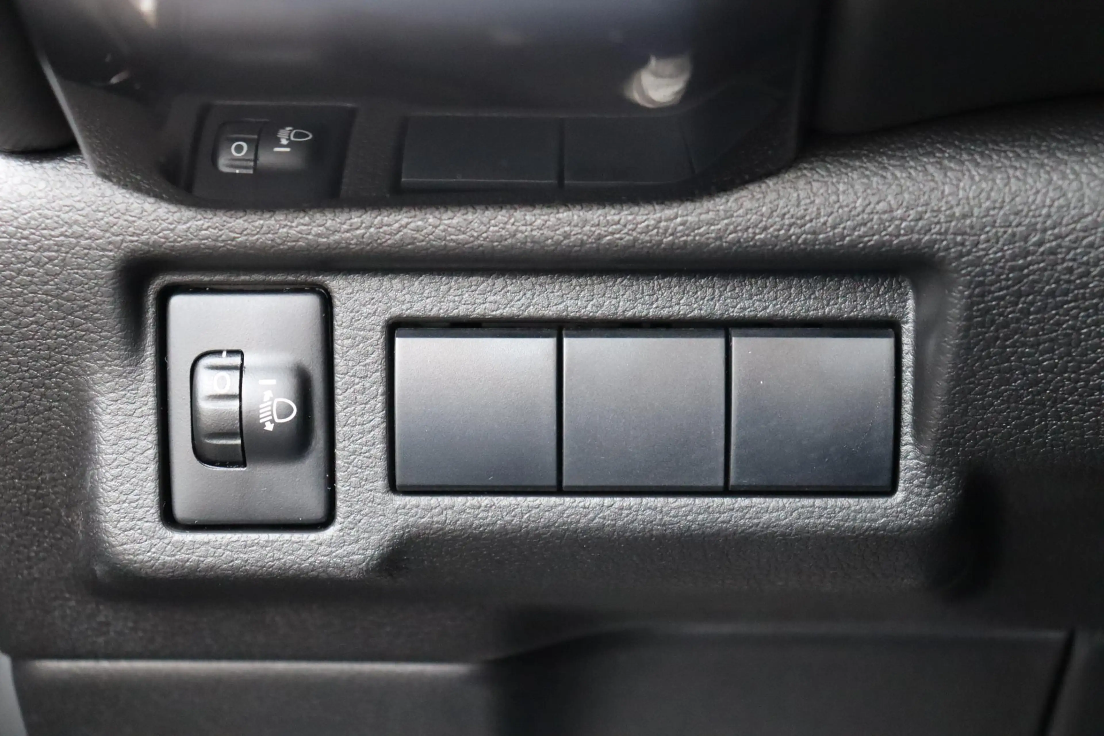 Toyota Urban Cruiser Dynamic 61 kWh direct leverbaar. — photo 12