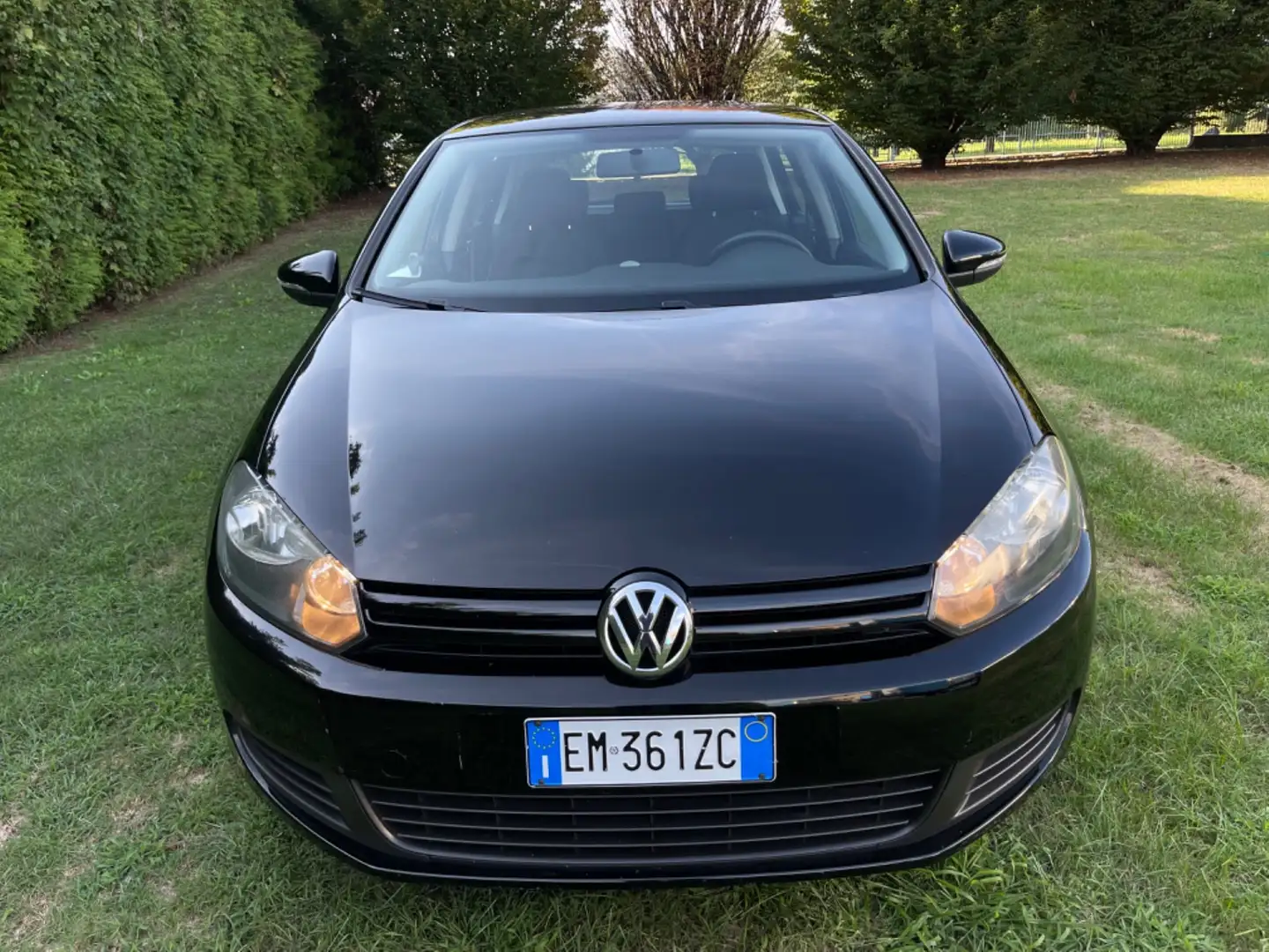 Volkswagen Golf 5p 1.6 tdi Comfortline Fekete - 1