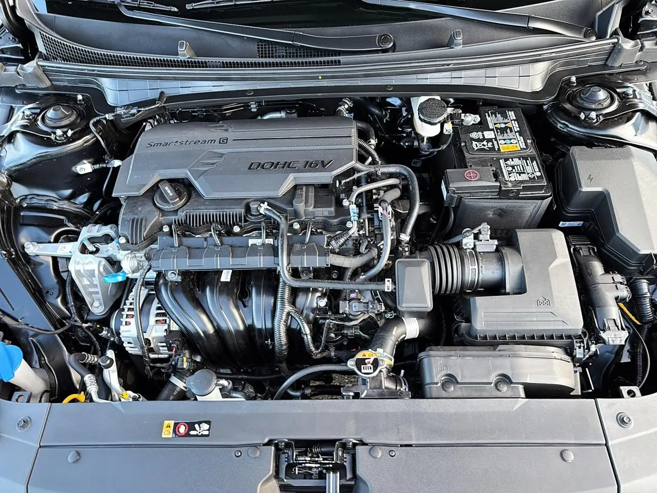 Kia K4 снимка Kia K4