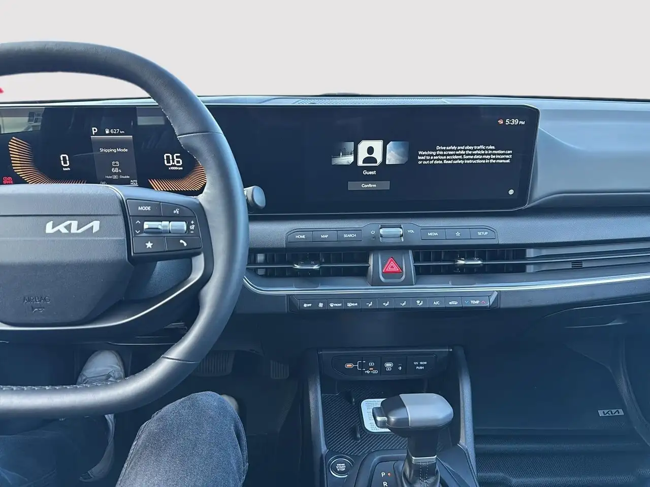 Kia K4 снимка Kia K4