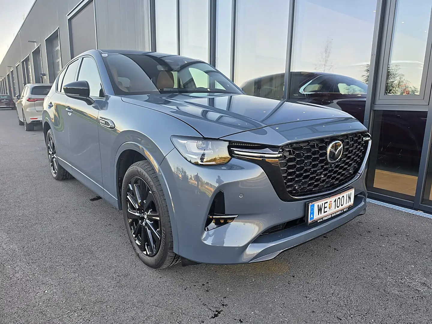 Mazda CX-60 2.5L e-SKYACTIV PHEV AWD HOMURA PLUS Aut. Winte... Grau - 2