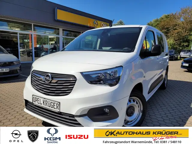 Opel Combo Cargo Doppelkabine + AWR + PDC vo. & hi.