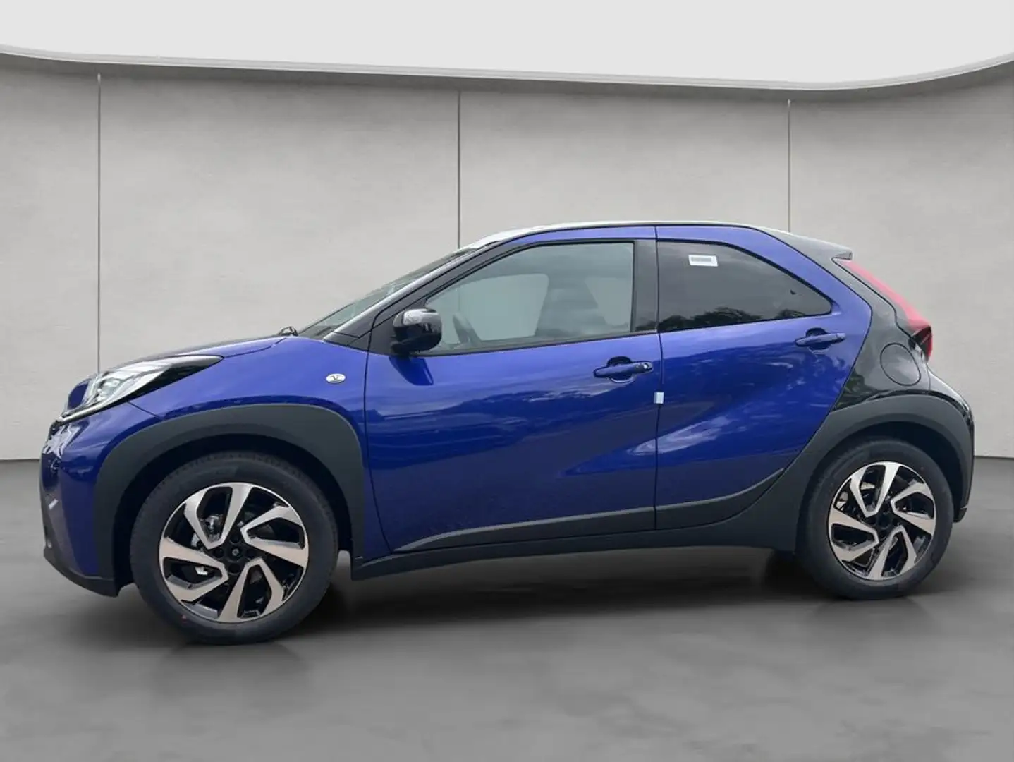 Toyota Aygo X X Air Teamplayer 53 kW, 5-türig Bleu - 2
