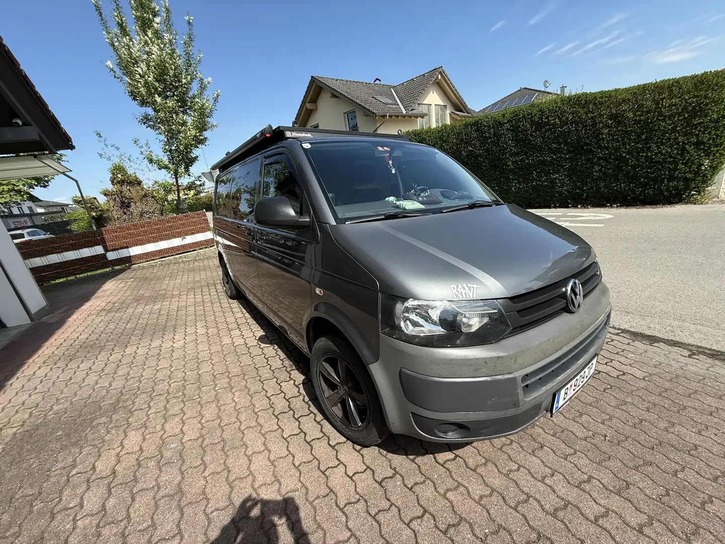 Volkswagen T5 Transporter - 1