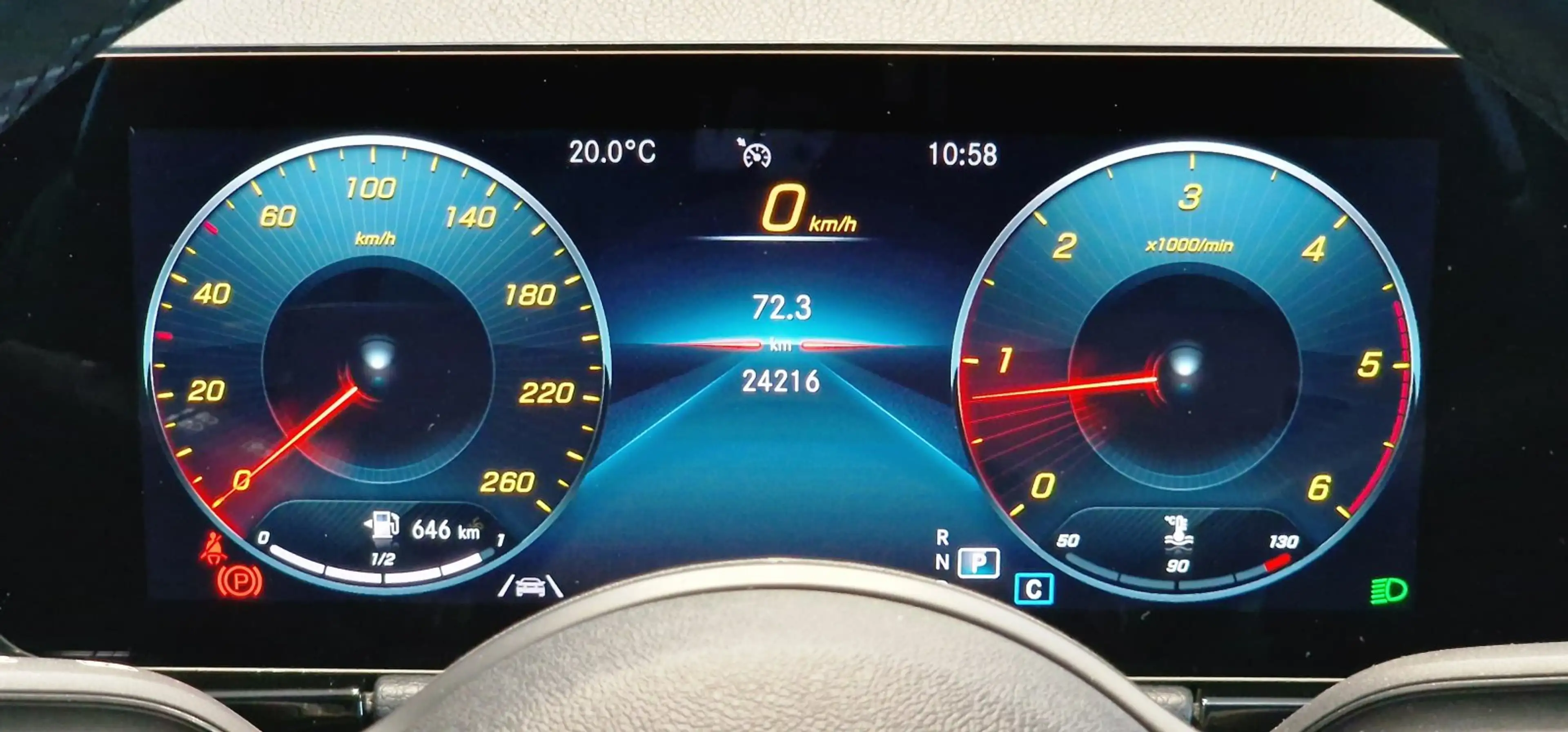 Mercedes-Benz GLA 200 d 1-Hand Aut. *KAmera*Spiegel-Paket*Navi* — photo 13