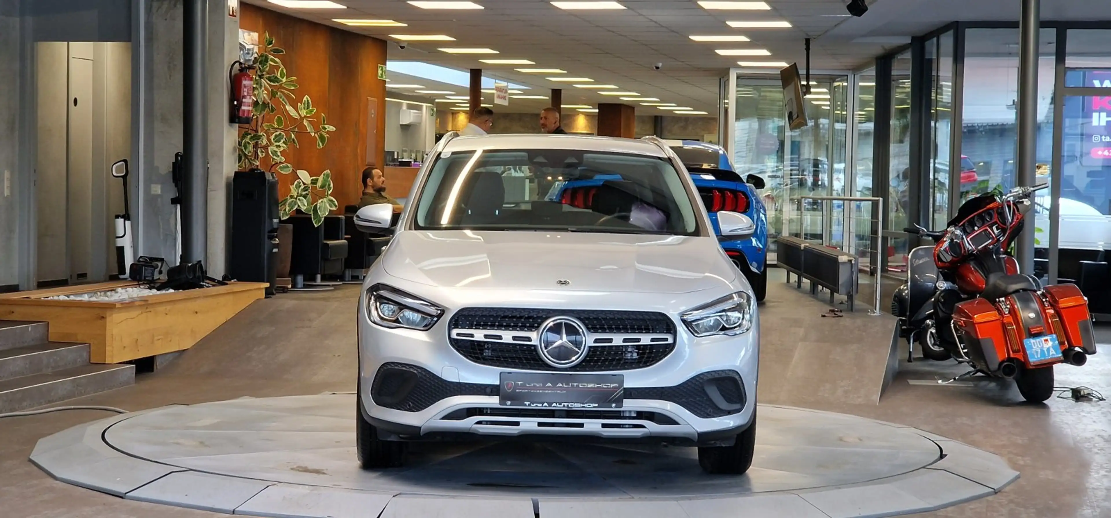 Mercedes-Benz GLA 200 d 1-Hand Aut. *KAmera*Spiegel-Paket*Navi* — photo 2