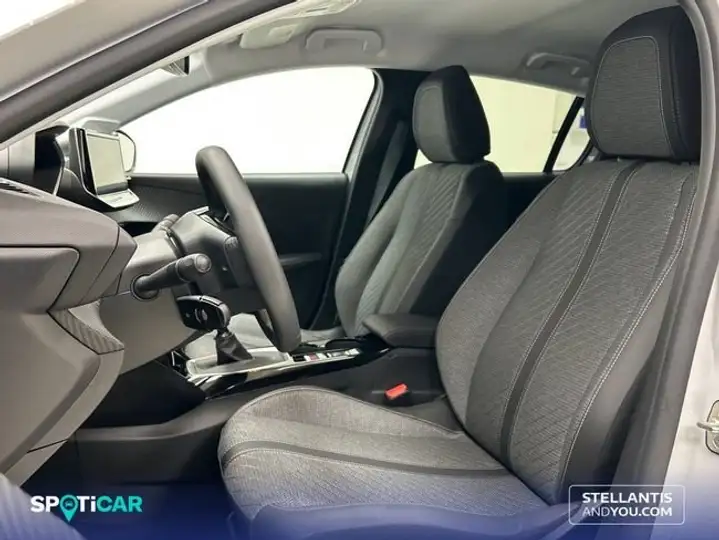 Peugeot 208 2025, foto 9