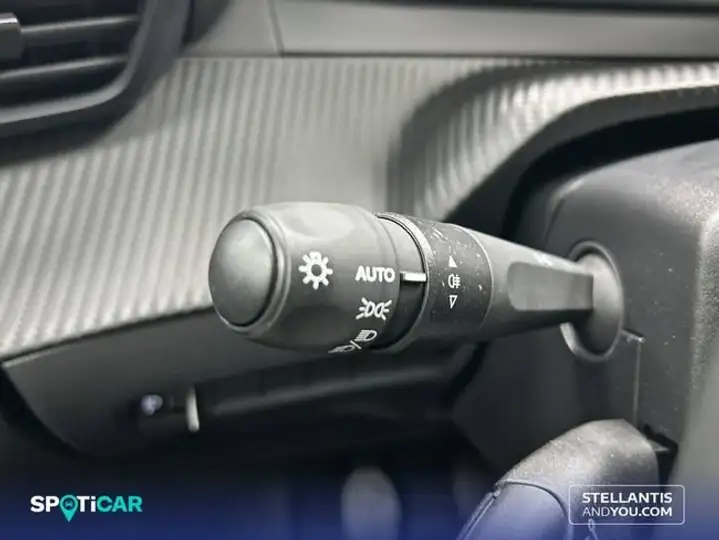 Peugeot 208 2025, foto 17