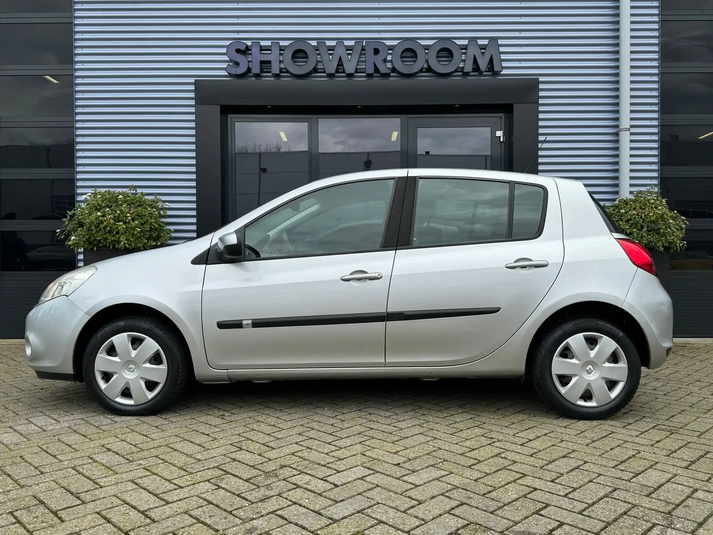 Renault Clio 1.2-16V Authentique Airco|Elektrische ramen en Spi Gris - 2