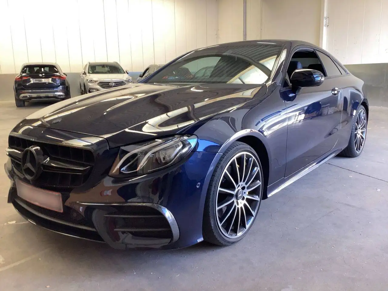 Mercedes-Benz E 200