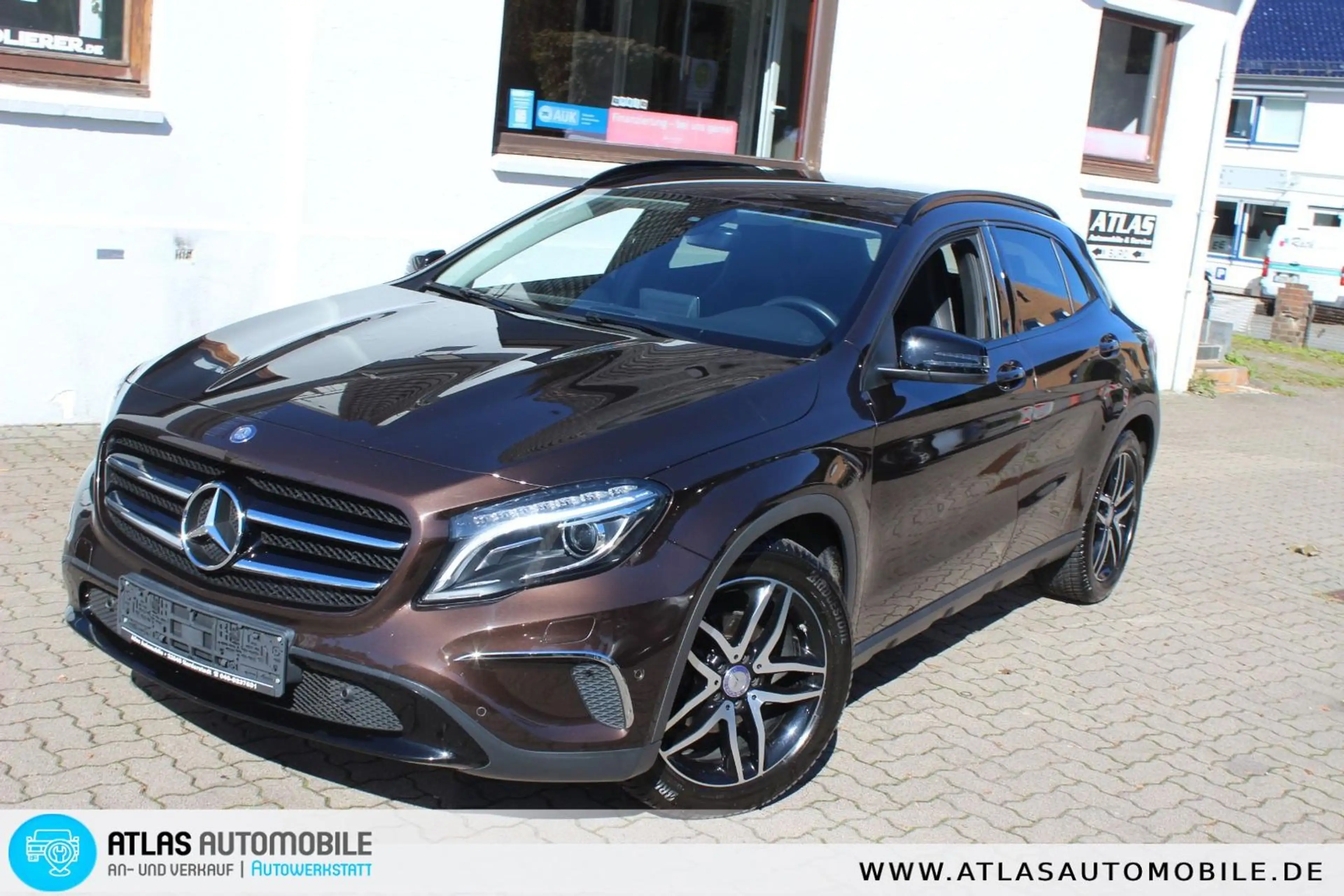 Mercedes-Benz GLA 200 Urban Aut LEDER=NAVI=Bi-Xenon=1.Hand — photo 15