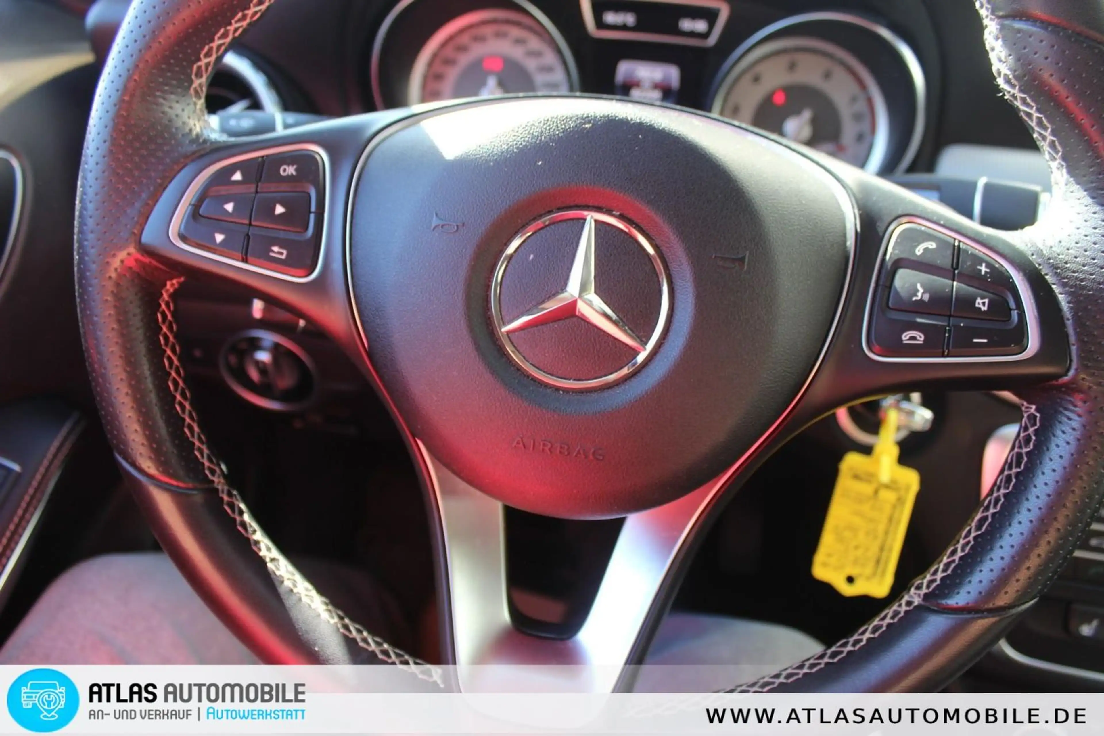 Mercedes-Benz GLA 200 Urban Aut LEDER=NAVI=Bi-Xenon=1.Hand — photo 5