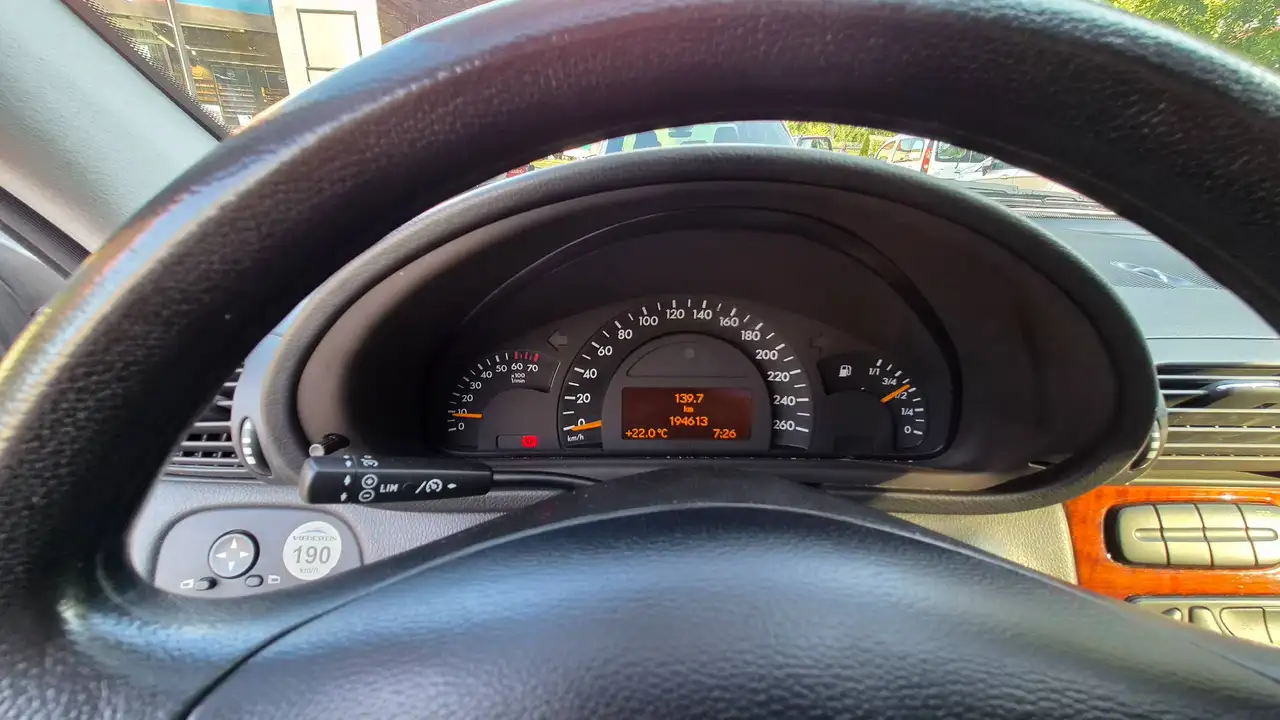 Mercedes-Benz C 180 classic, foto 12