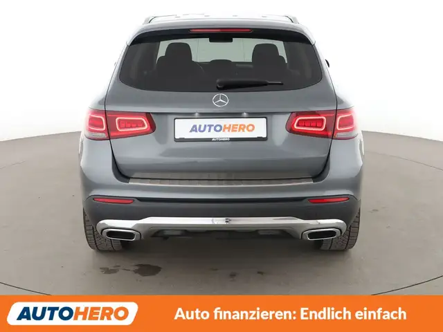 Mercedes-Benz GLC view 5