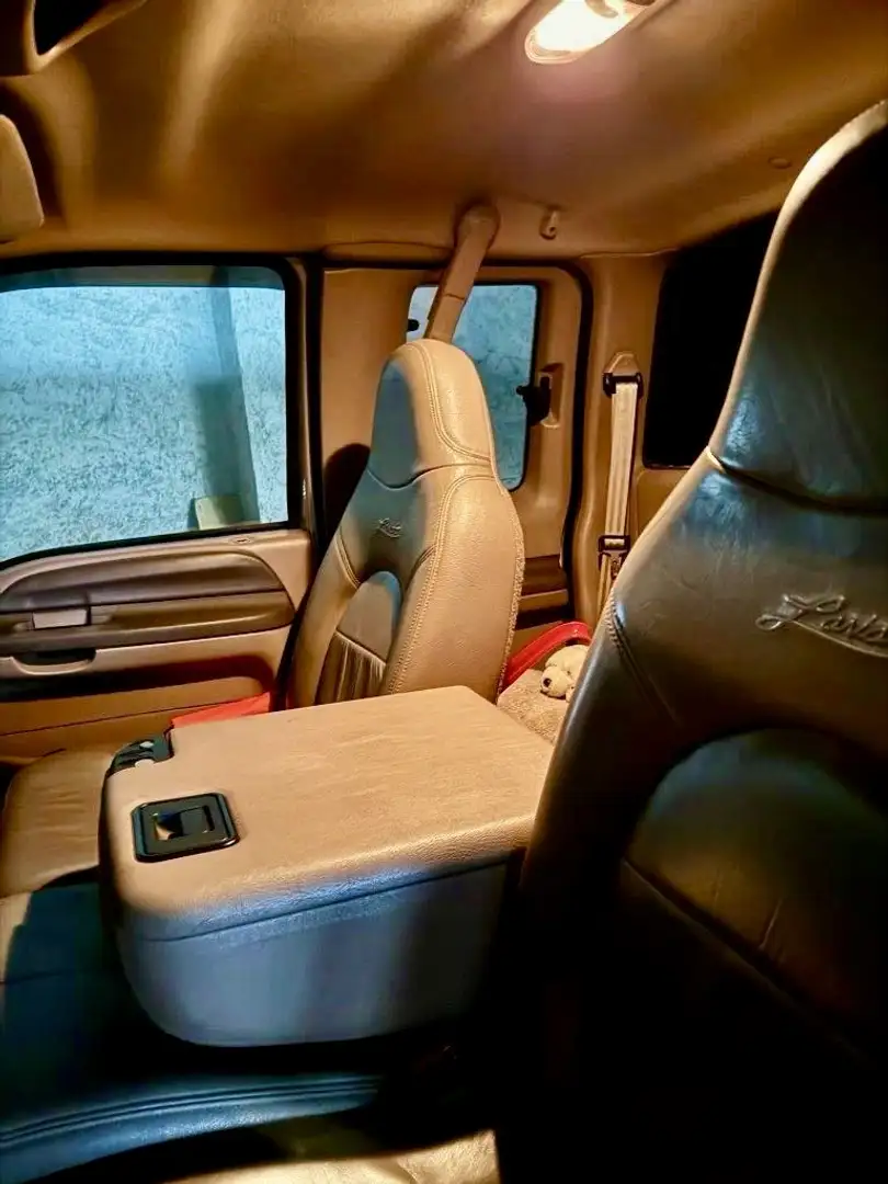 Ford F 350 Lariat Brąz - 2