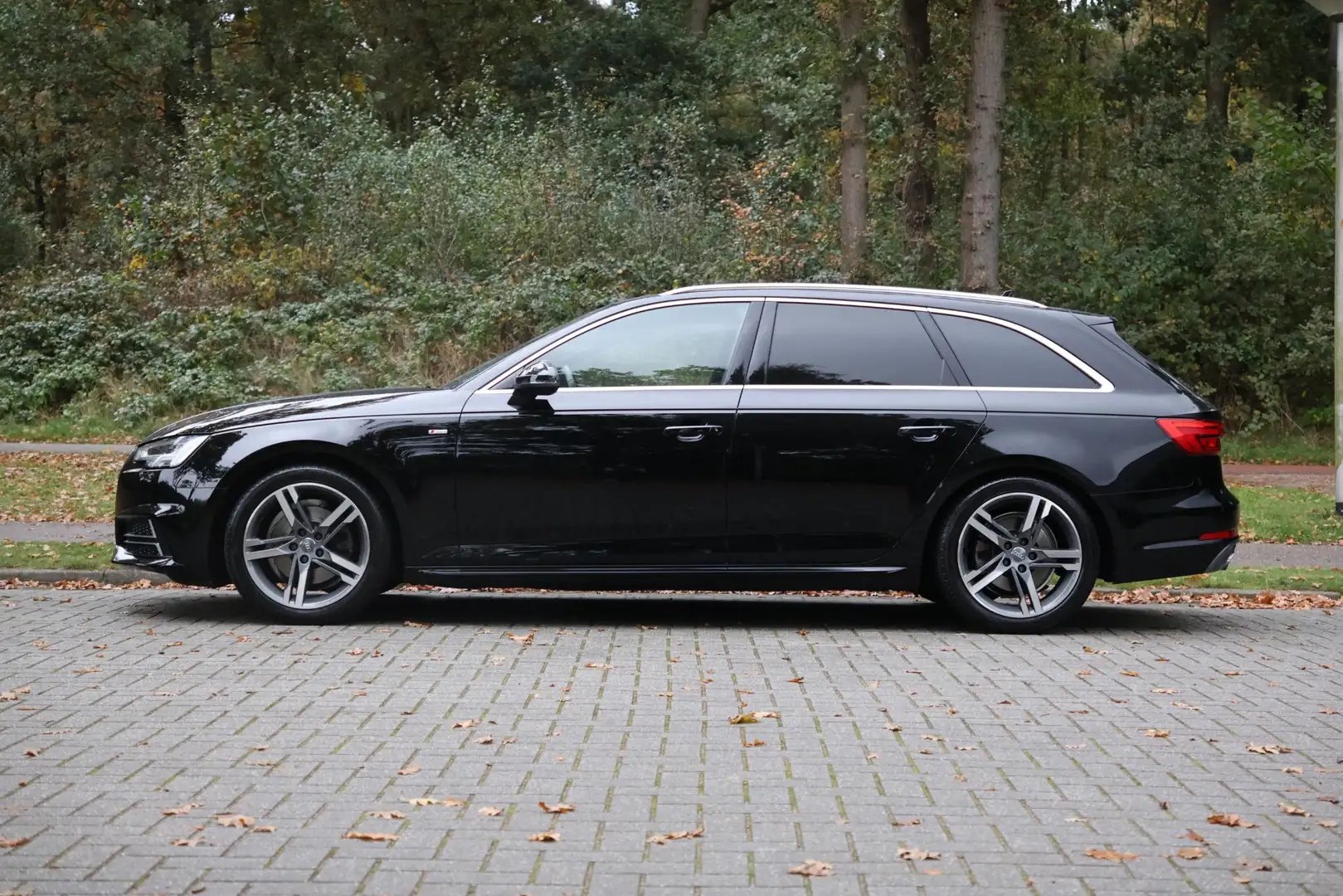 Audi A4 Avant 1.4 TFSI Sport S line edition 2 x S-line | E Schwarz - 2