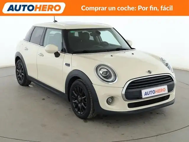 Mini Hatch view 8