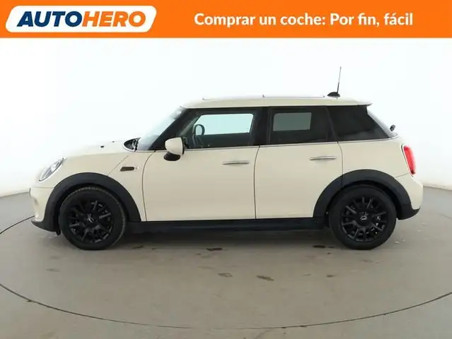 Mini Hatch view 3