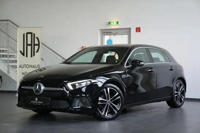 Mercedes-Benz A 180 Edition 19 *AUT*NAV*AMBIENT*LED*