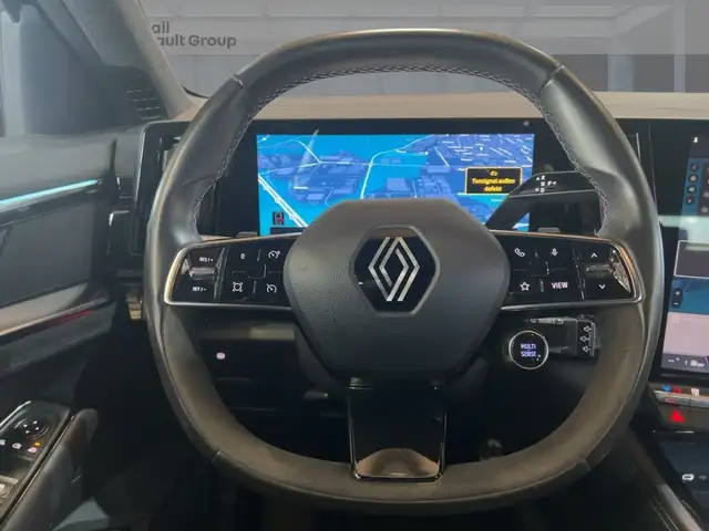 Renault Austral view 11