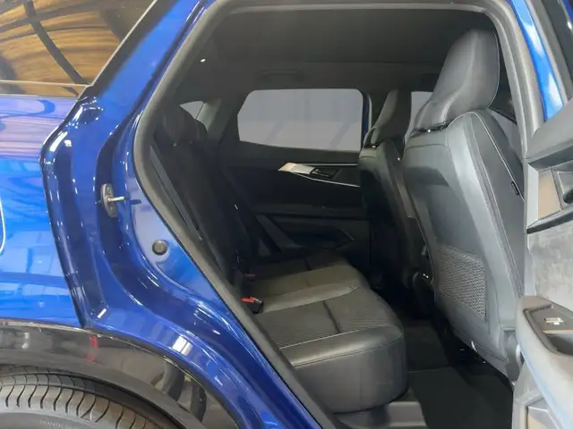 Renault Austral view 9