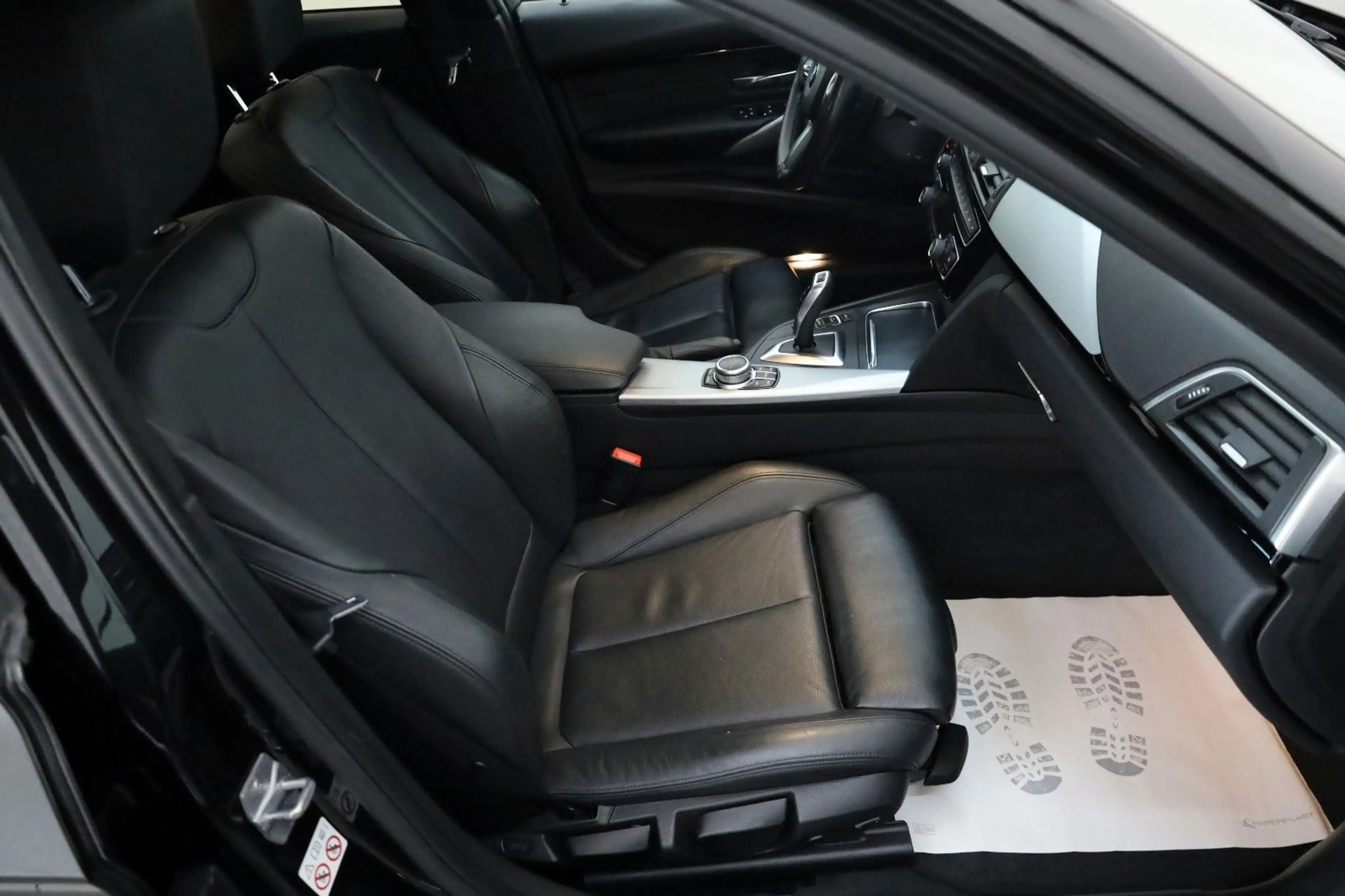 BMW 320 d Touring M Sport Leder,Navi,LED,SH,PDC,SR+WR — photo 5