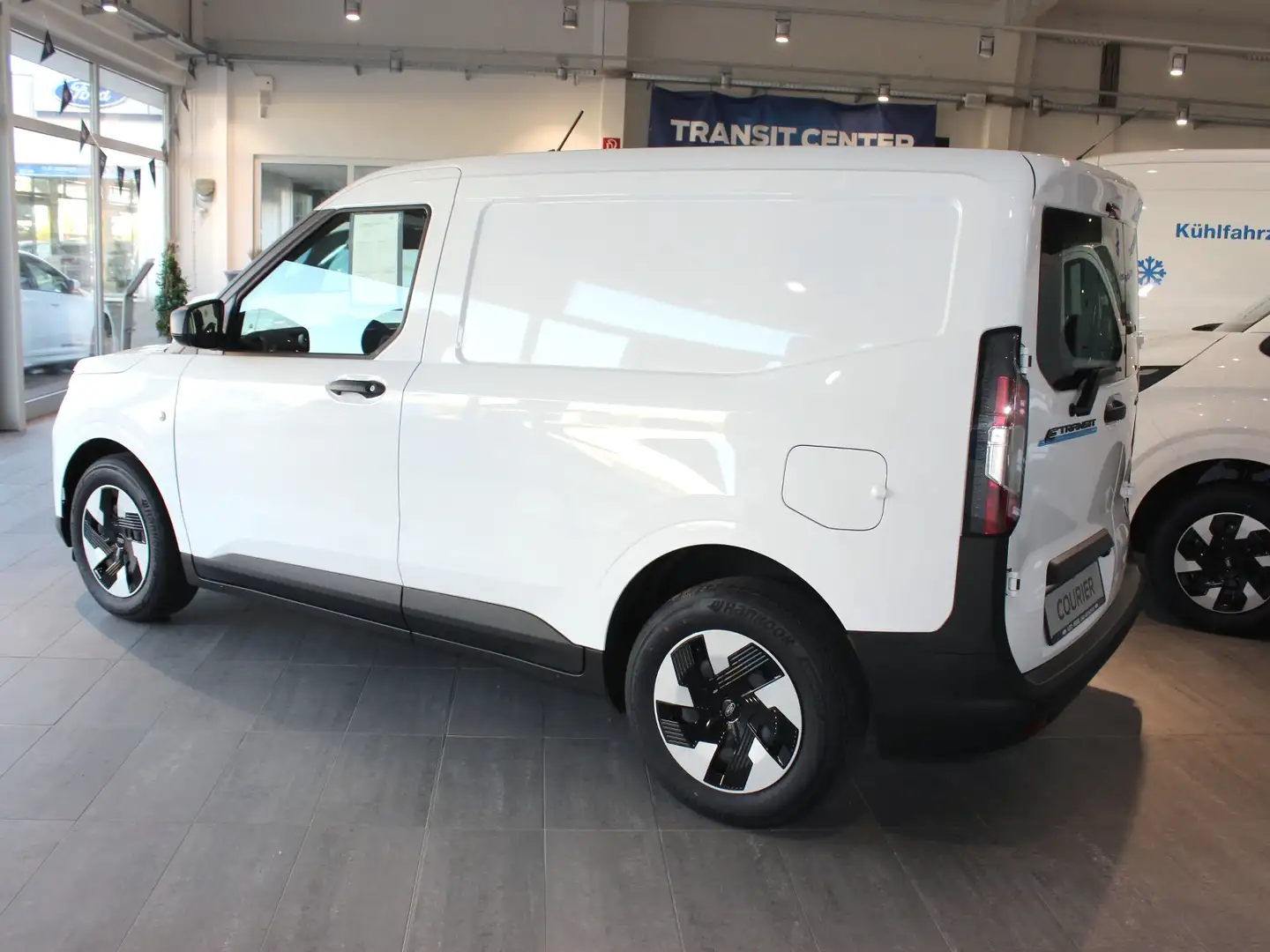 Ford Transit Courier BEV Trend Blanc - 2