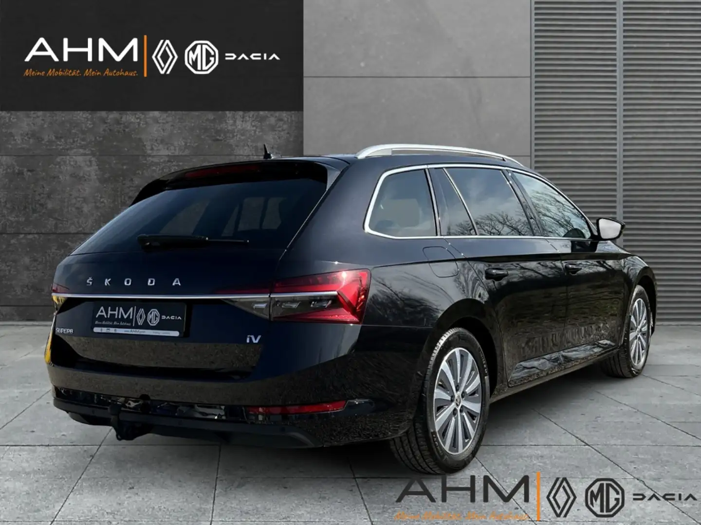 Skoda Superb Combi Style iV 1.4 TSI Hybrid Business Lane Kamera Black - 2