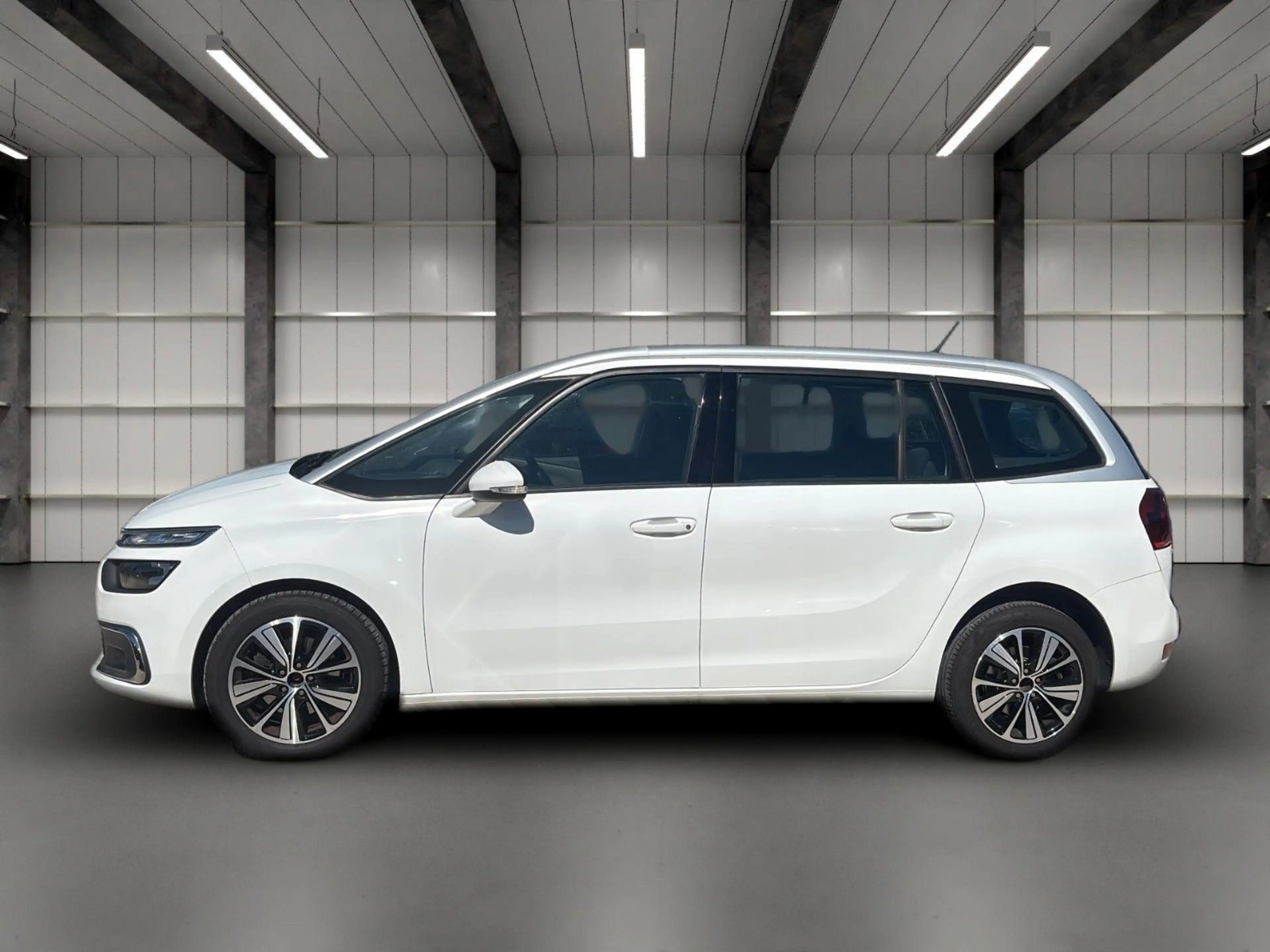 Citroen Grand C4 Picasso /Spacetourer 7 SITZE AHK — photo 3