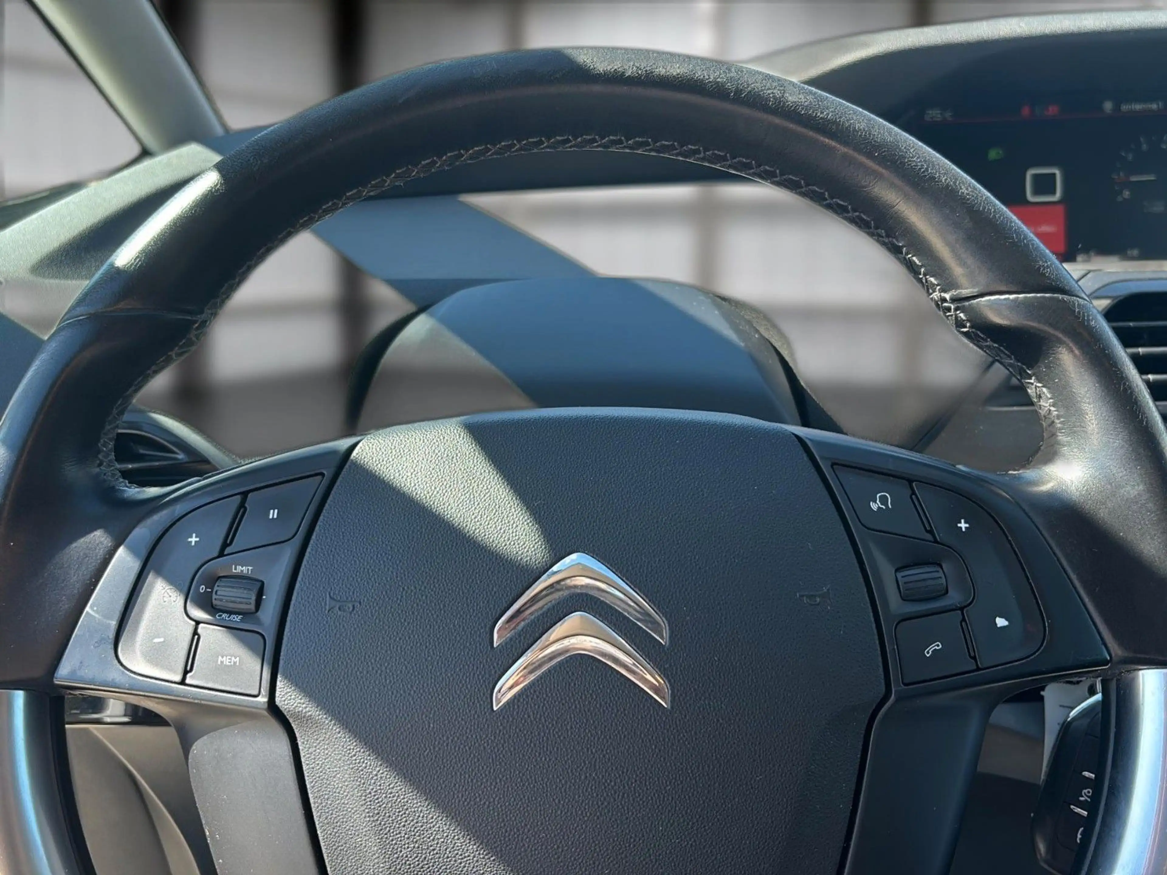 Citroen Grand C4 Picasso /Spacetourer 7 SITZE AHK — photo 13
