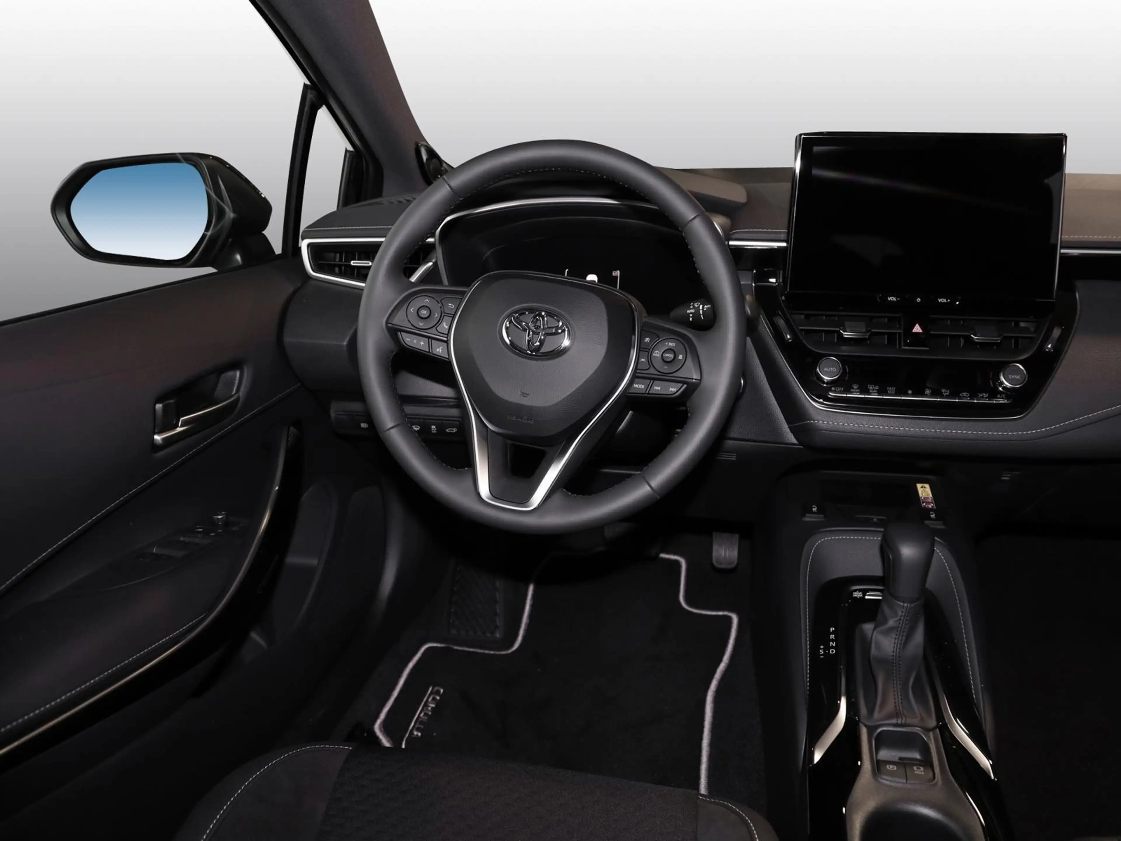 Toyota Corolla TS 2.0 Hybrid Lounge PDC NAVI KLIMA — photo 6