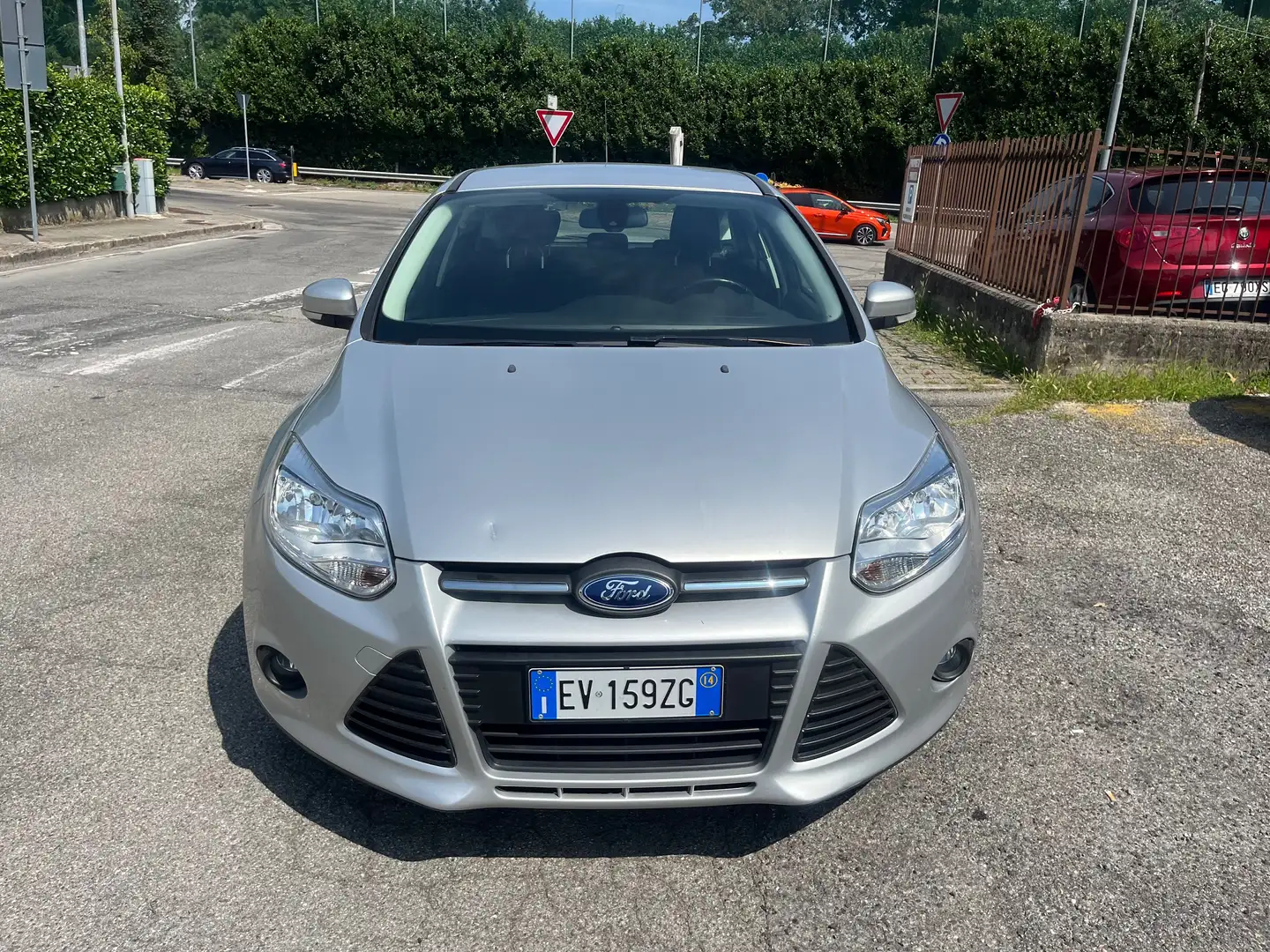Ford Focus 1.6tdci/95CV/neopatentato/Euro5B con FAP/Unico p. Grigio - 1