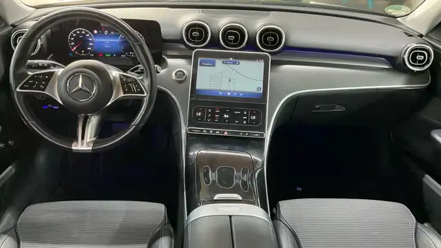 Mercedes-Benz C-Class view 7