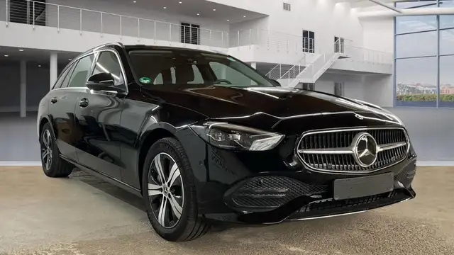 Mercedes-Benz C-Class view 2