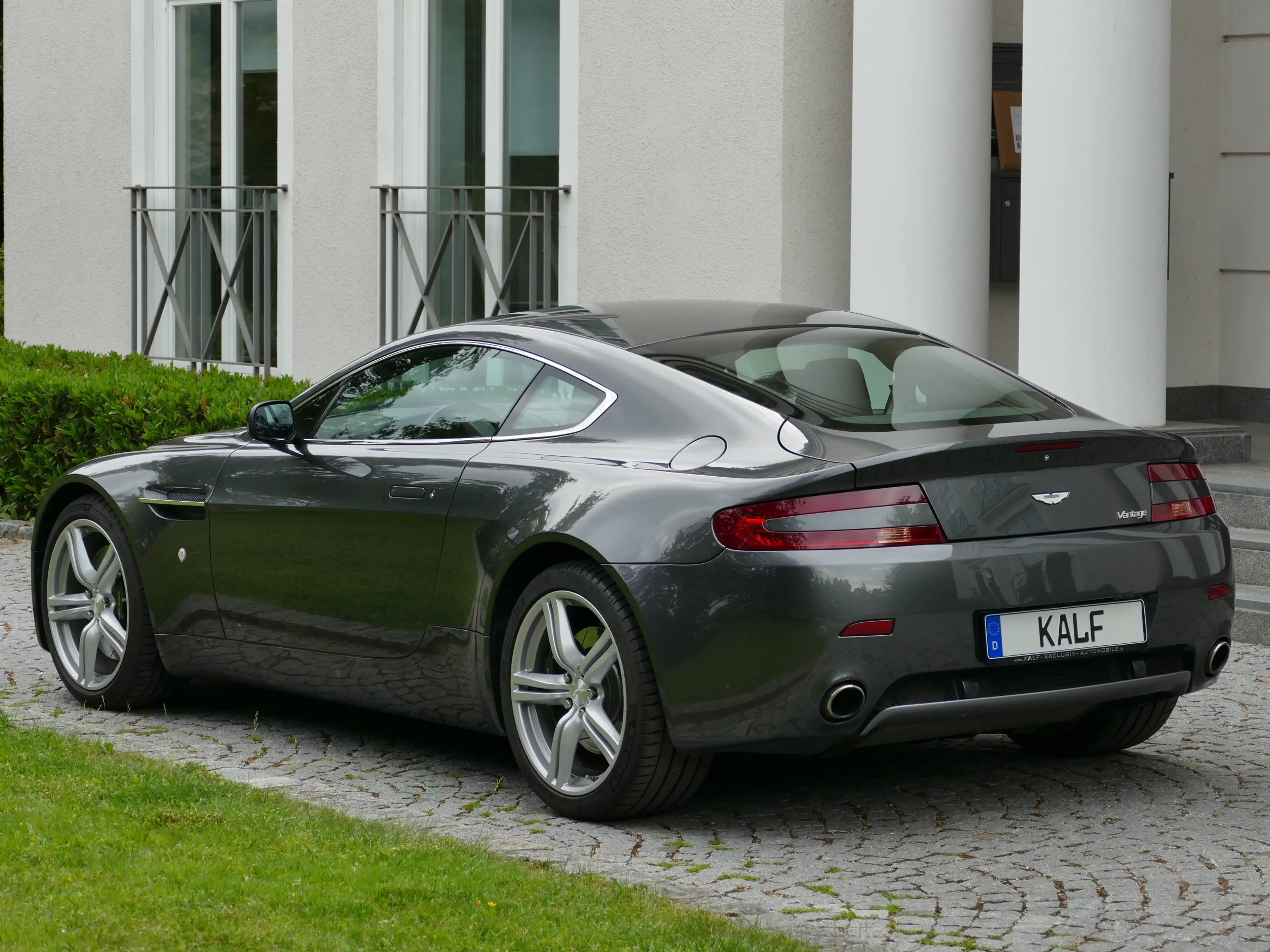 Aston Martin Vantage V8 Vantage 4.7 nur 45'KM/2.Hand/Deutsch/Sonderleder/Sportpack/Premium Sound — photo 9