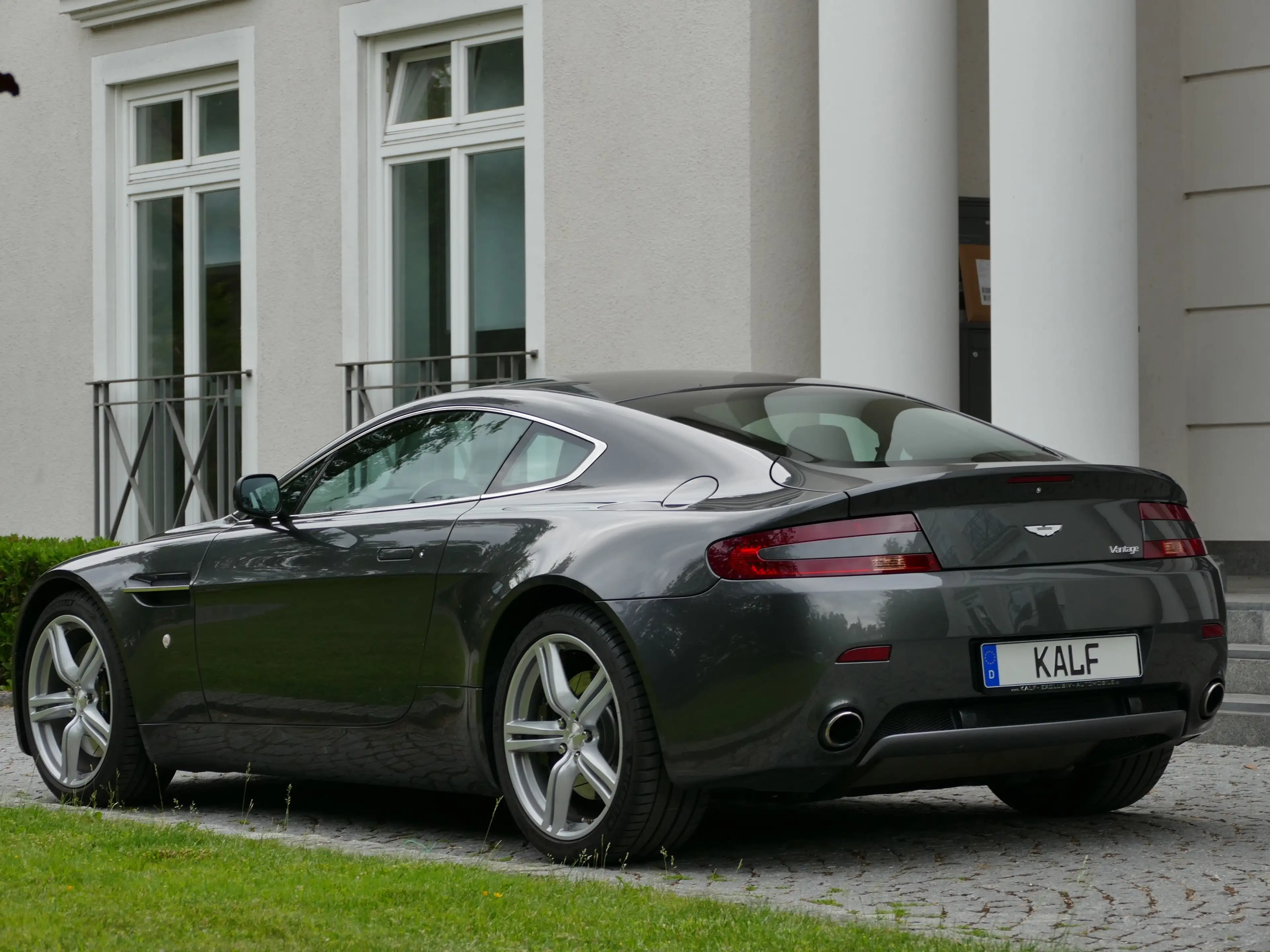 Aston Martin Vantage V8 Vantage 4.7 nur 45'KM/2.Hand/Deutsch/Sonderleder/Sportpack/Premium Sound — photo 8